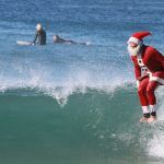 Le Père Noël et les sports de glisse