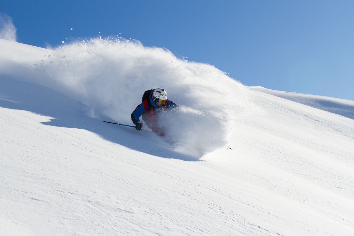 ski freeride : Martin dans l'Ultra Légère © PuraVida 