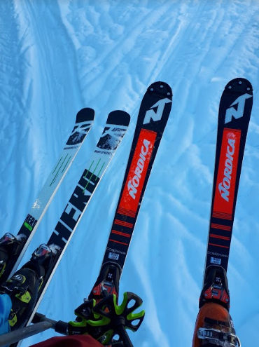 Skis de course slalom spécial Nordica en 165cm