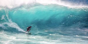 comment surfer des vagues plus grosses